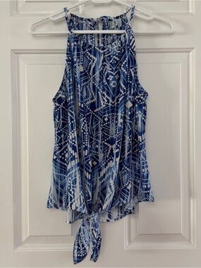 Blue & White Printed Tie-Front and Keyhole Cutout Halter Top